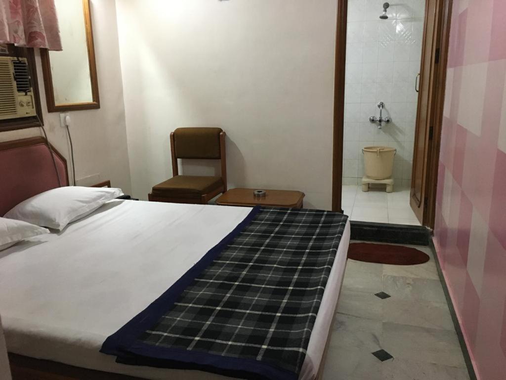 Hotel Grg Вадодара Екстер'єр фото