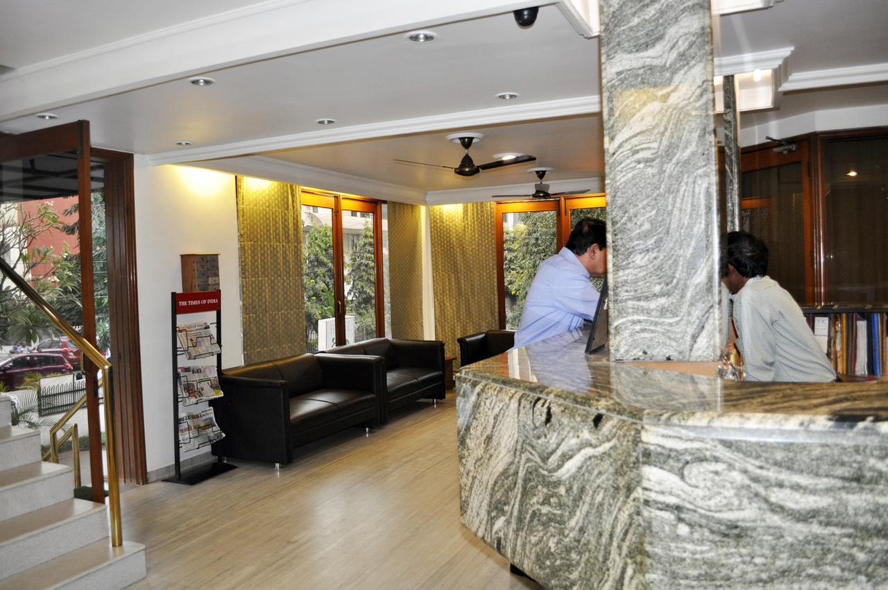 Hotel Grg Вадодара Екстер'єр фото